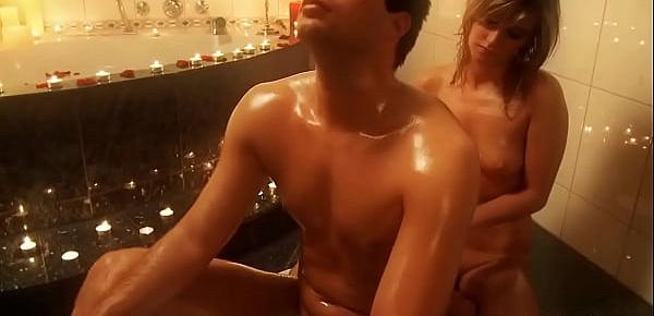  Loving Massage For Happy Blonde MILF With Her Man